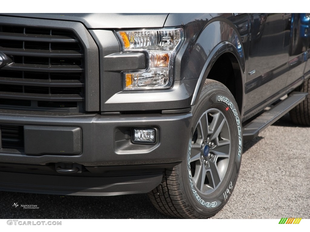 2016 F150 XLT SuperCab 4x4 - Magnetic / Black photo #2