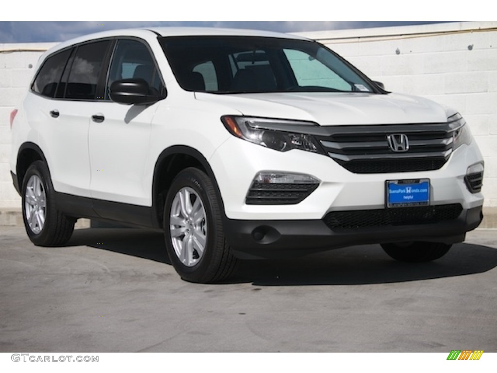 White Diamond Pearl Honda Pilot