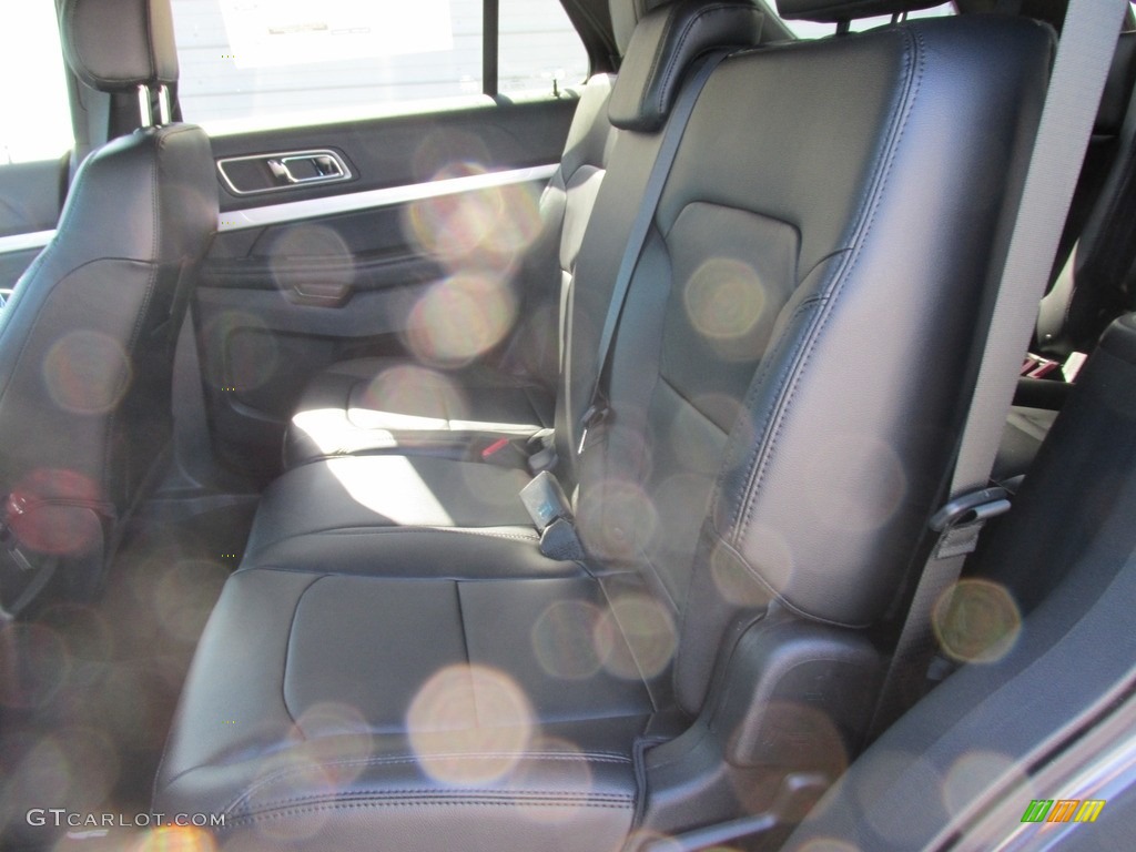 2016 Explorer XLT - Magnetic Metallic / Ebony Black photo #21