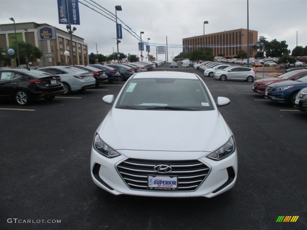 2017 Elantra SE - White / Beige photo #2