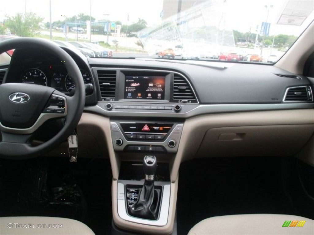 2017 Elantra SE - White / Beige photo #15