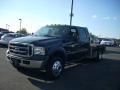 Black - F450 Super Duty XLT Crew Cab 4x4 Chassis Photo No. 1