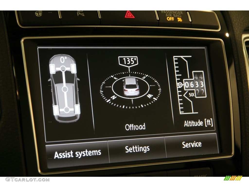 2016 Volkswagen Touareg V6 Executive Controls Photo #112433474