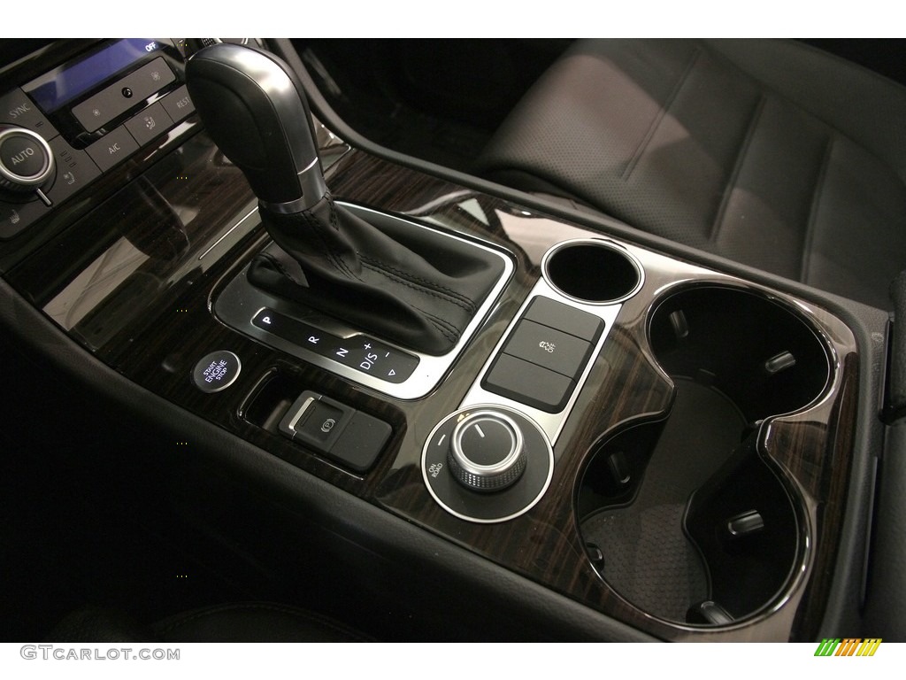 2016 Volkswagen Touareg V6 Executive 8 Speed Automatic Transmission Photo #112433507