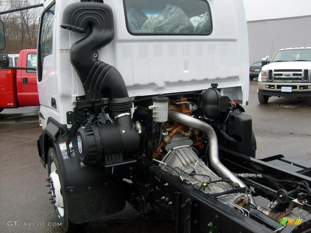 2008 LCF Truck LCF-55 Chassis - Oxford White / Medium Flint photo #3