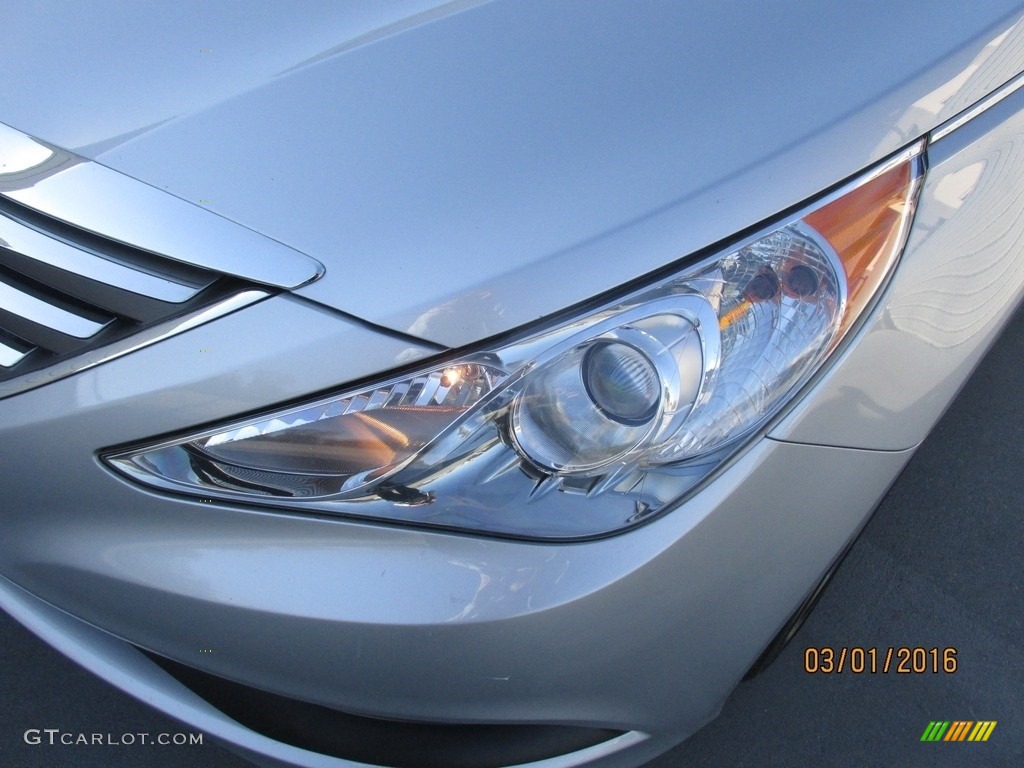 2014 Sonata SE - Radiant Silver / Gray photo #6