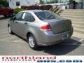 2008 Vapor Silver Metallic Ford Focus SE Sedan  photo #2