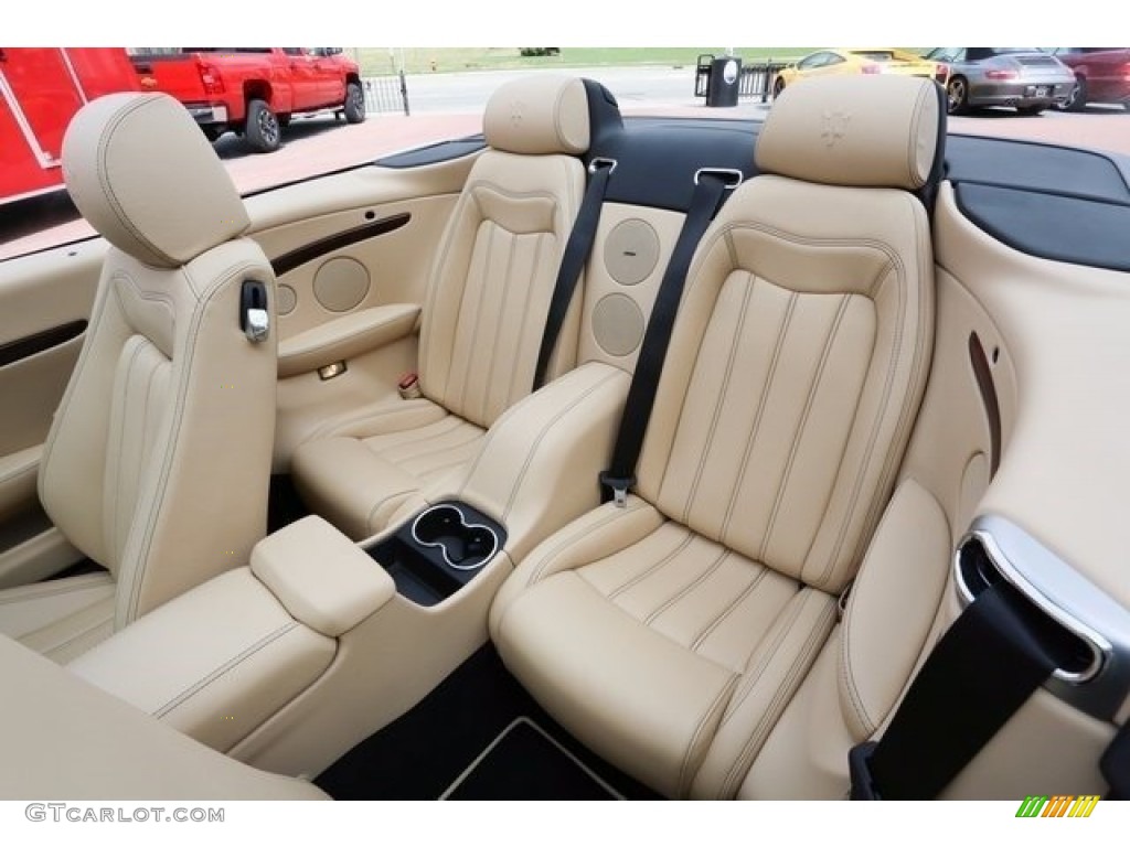 2012 Maserati GranTurismo Convertible GranCabrio Rear Seat Photo #112448436