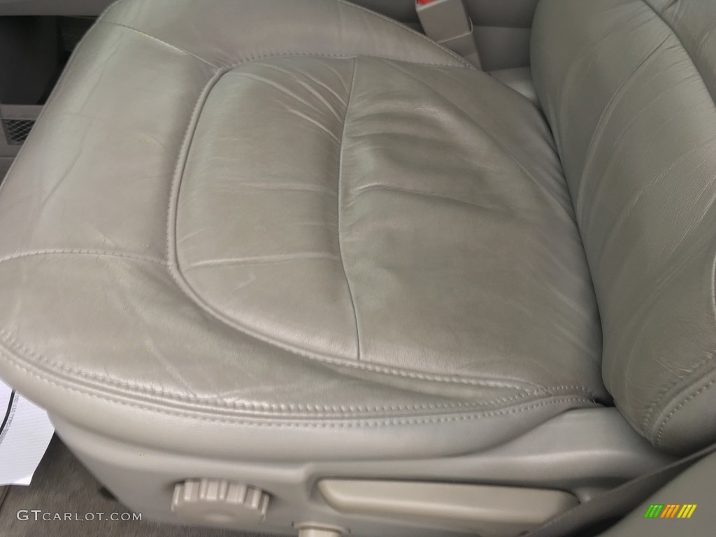 2006 Rendezvous CXL AWD - Frost White / Neutral photo #12