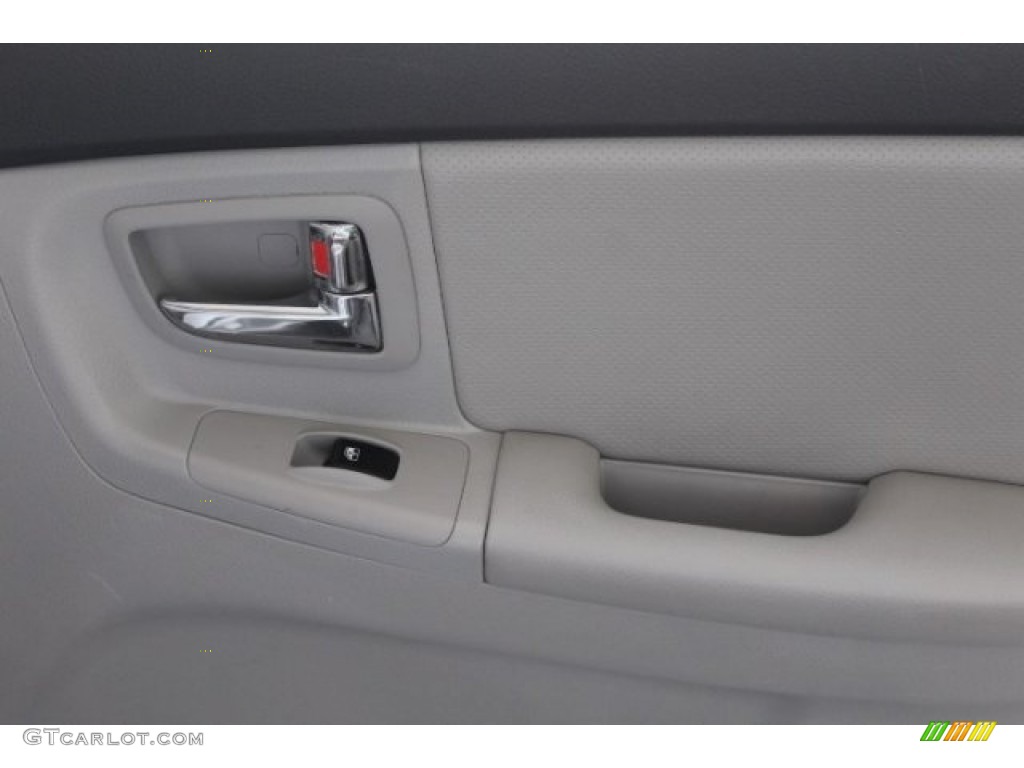 2008 Spectra EX Sedan - Silver / Gray photo #23