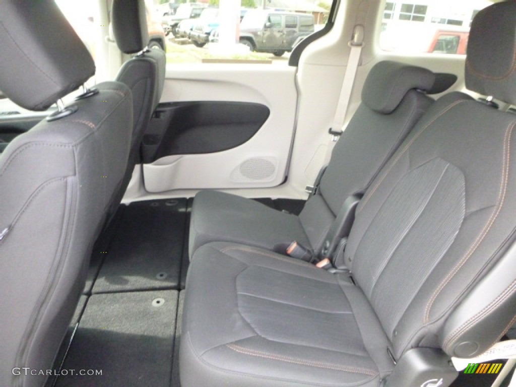 2017 Chrysler Pacifica LX Rear Seat Photos