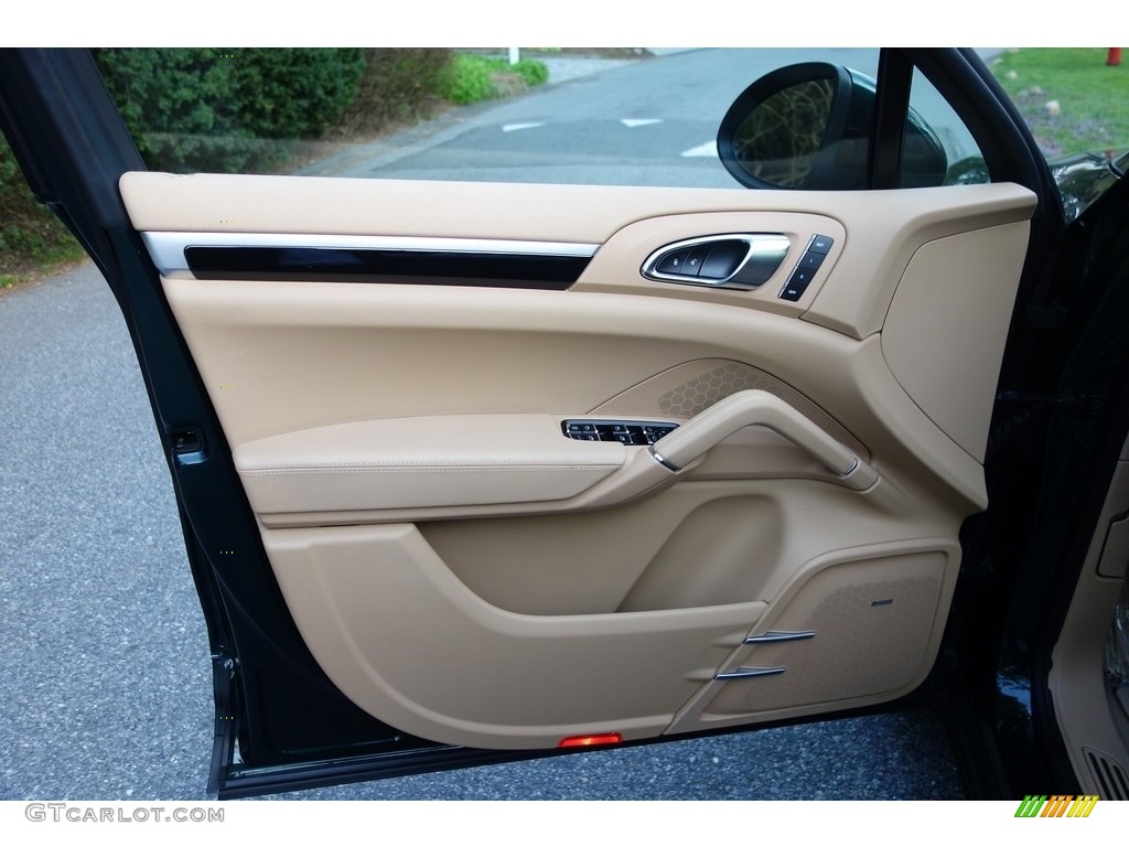 2012 Cayenne  - Jet Green Metallic / Luxor Beige photo #13