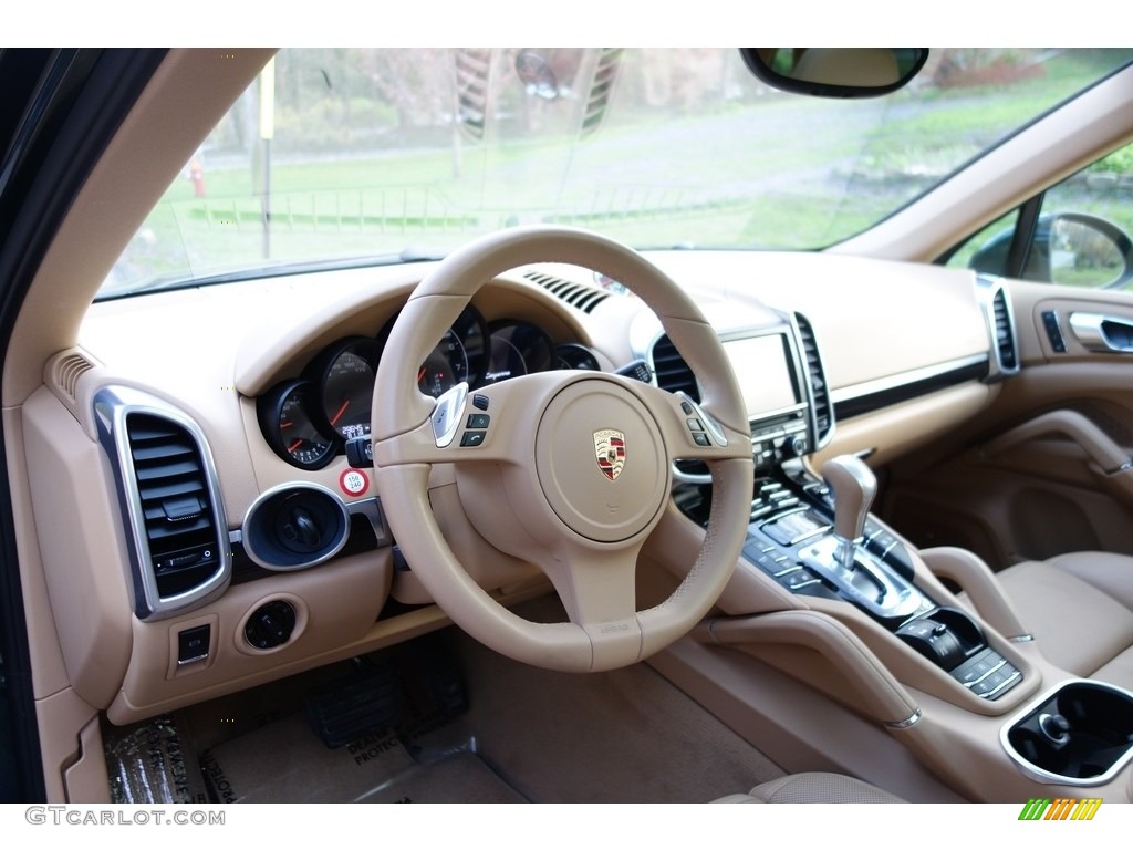 2012 Cayenne  - Jet Green Metallic / Luxor Beige photo #24