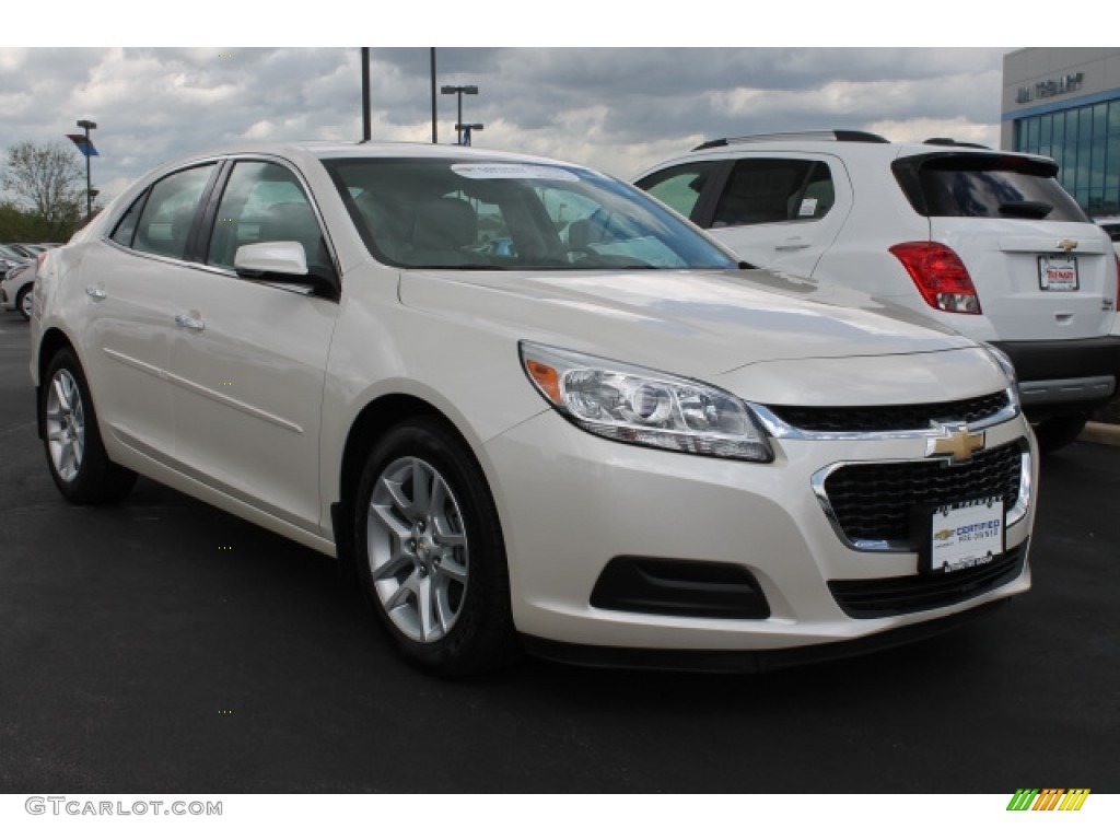 2014 Malibu LT - White Diamond Tricoat / Cocoa/Light Neutral photo #2