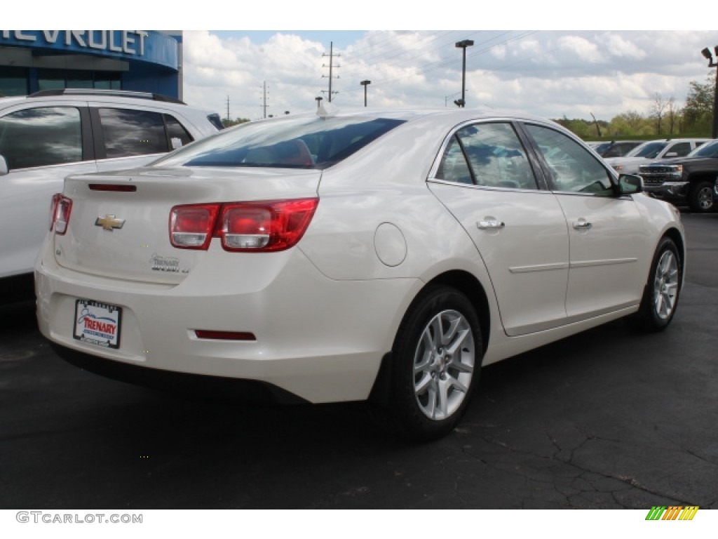 2014 Malibu LT - White Diamond Tricoat / Cocoa/Light Neutral photo #3