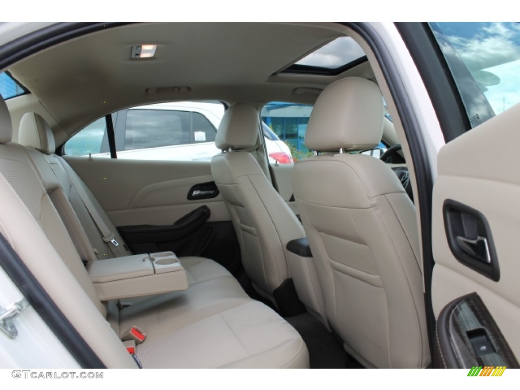 2014 Malibu LT - White Diamond Tricoat / Cocoa/Light Neutral photo #9