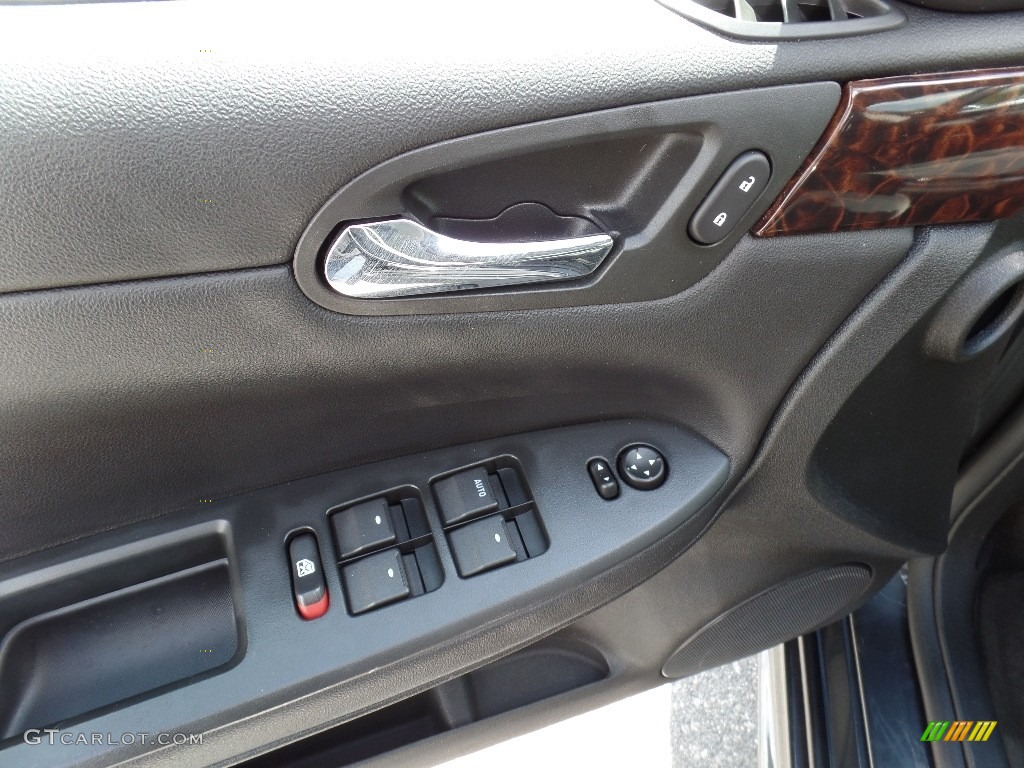 2012 Impala LT - Ashen Gray Metallic / Gray photo #17