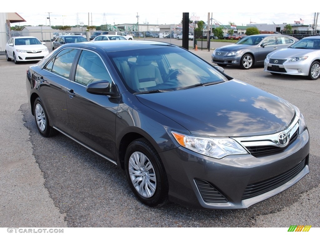 2013 Camry SE V6 - Cosmic Gray Metallic / Black/Ash photo #7