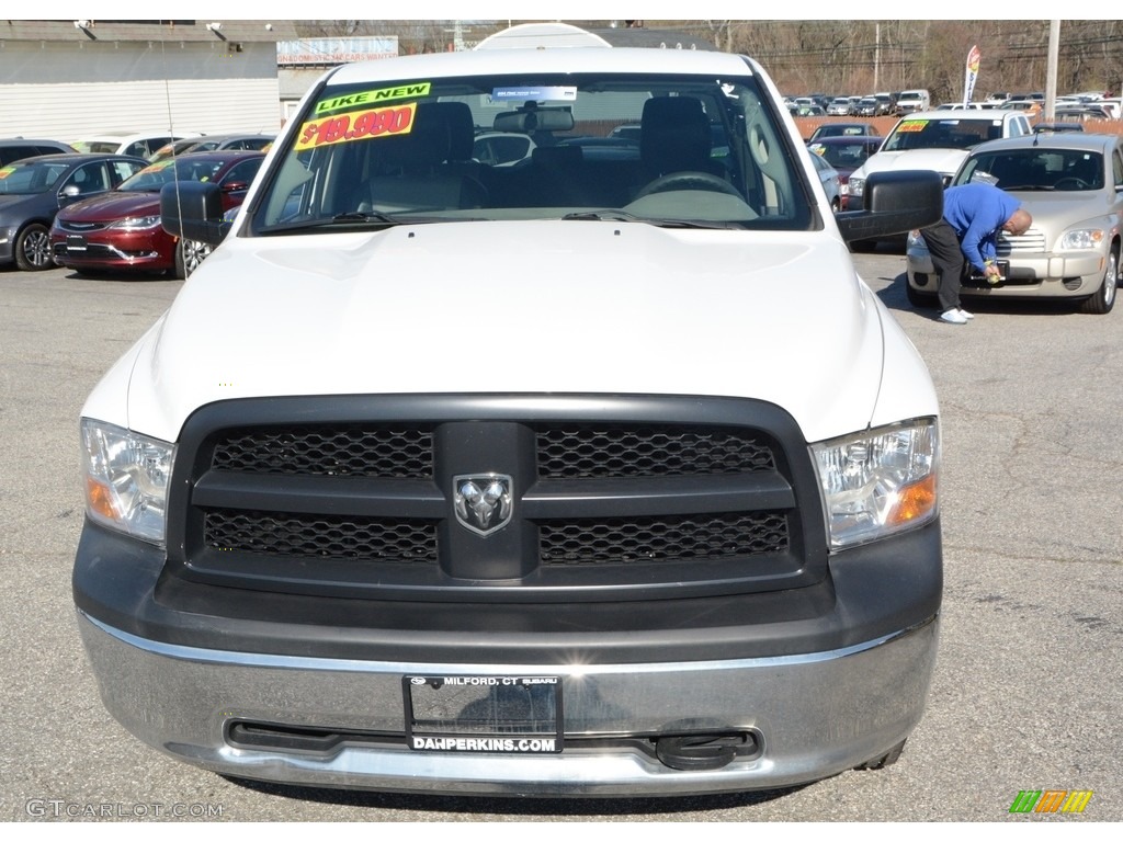 2012 Ram 1500 ST Quad Cab 4x4 - Bright White / Dark Slate Gray/Medium Graystone photo #2