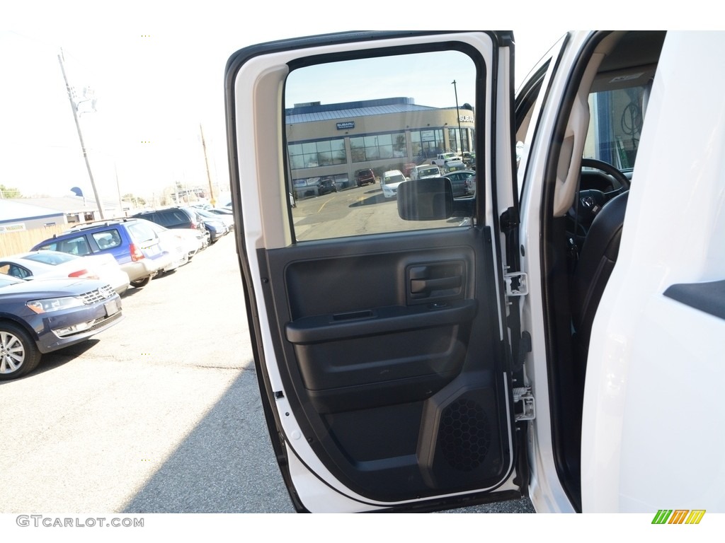 2012 Ram 1500 ST Quad Cab 4x4 - Bright White / Dark Slate Gray/Medium Graystone photo #18