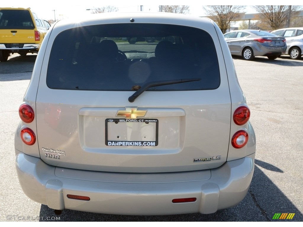 2009 HHR LS - Gold Mist Metallic / Gray photo #7