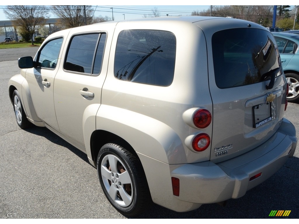 2009 HHR LS - Gold Mist Metallic / Gray photo #10