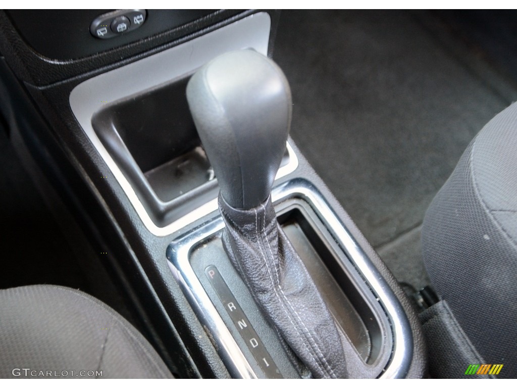 2009 HHR LS - Gold Mist Metallic / Gray photo #13