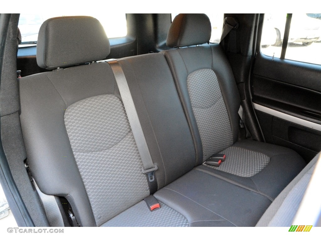 2009 HHR LS - Gold Mist Metallic / Gray photo #16
