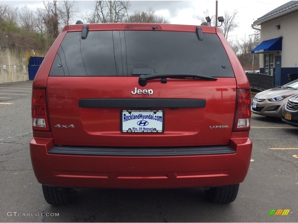 2005 Grand Cherokee Laredo 4x4 - Inferno Red Crystal Pearl / Medium Slate Gray photo #5
