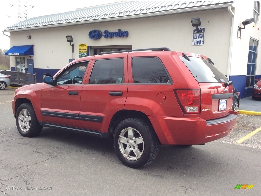 2005 Grand Cherokee Laredo 4x4 - Inferno Red Crystal Pearl / Medium Slate Gray photo #6