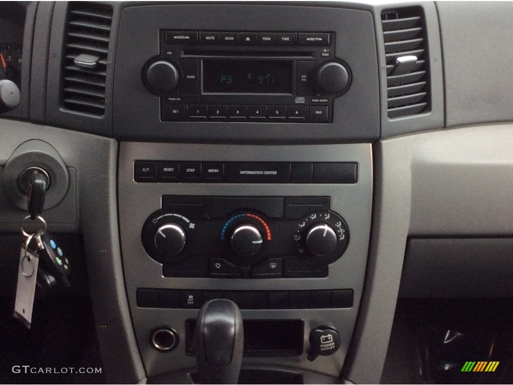 2005 Grand Cherokee Laredo 4x4 - Inferno Red Crystal Pearl / Medium Slate Gray photo #12