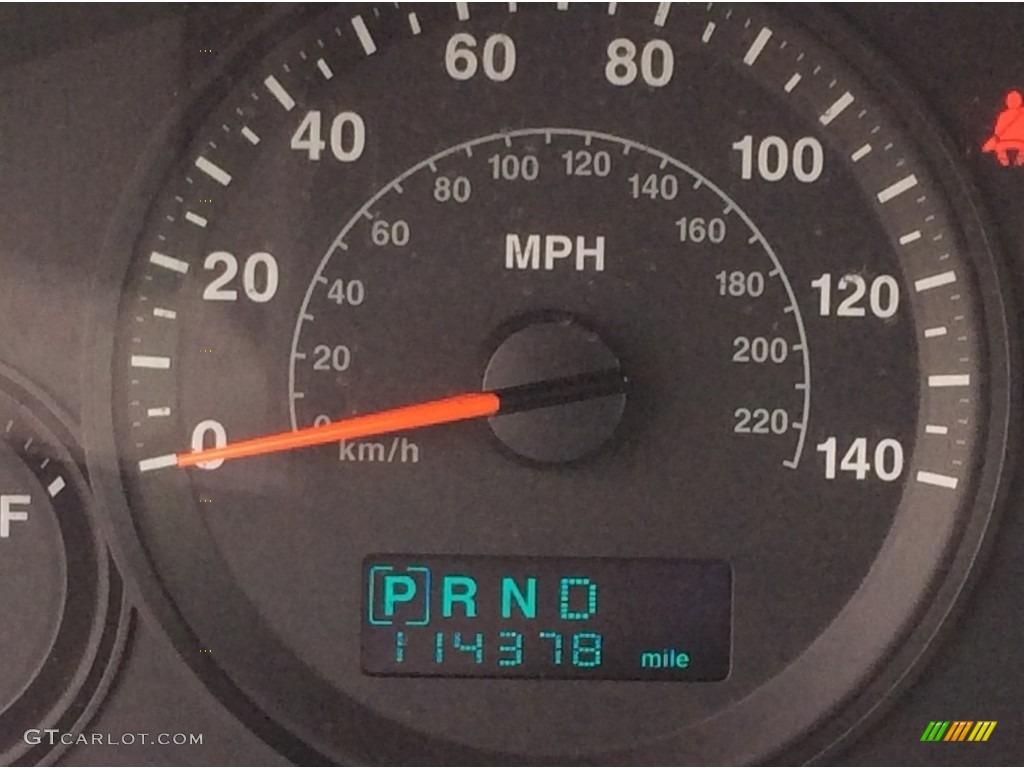 2005 Grand Cherokee Laredo 4x4 - Inferno Red Crystal Pearl / Medium Slate Gray photo #17