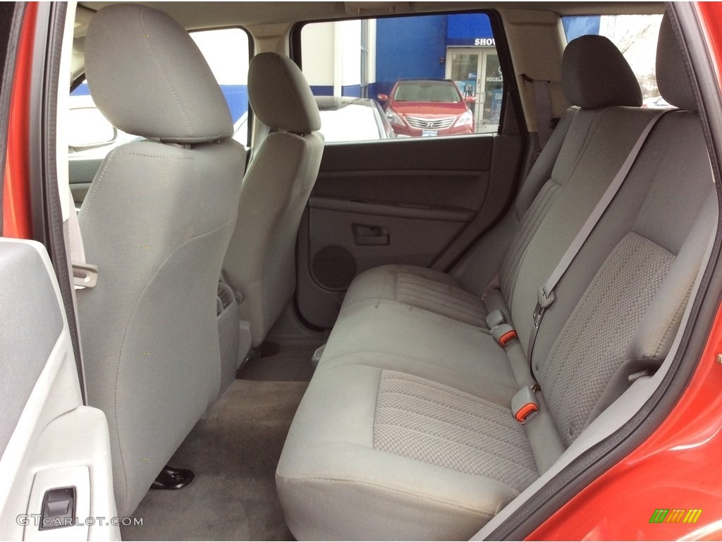 2005 Grand Cherokee Laredo 4x4 - Inferno Red Crystal Pearl / Medium Slate Gray photo #18