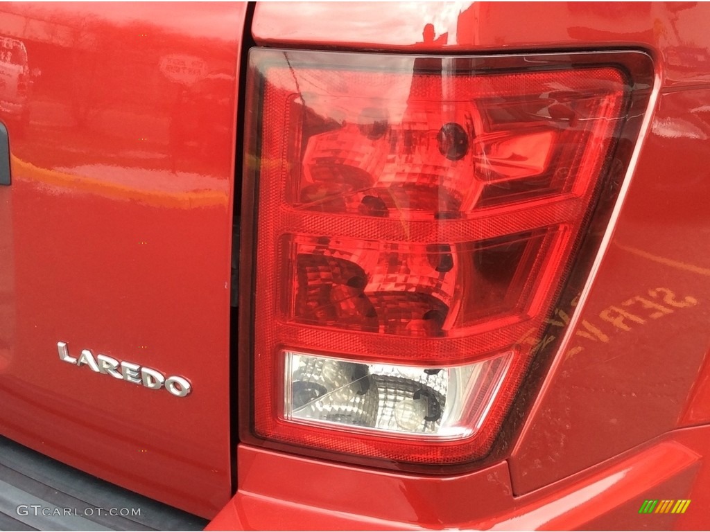 2005 Grand Cherokee Laredo 4x4 - Inferno Red Crystal Pearl / Medium Slate Gray photo #20