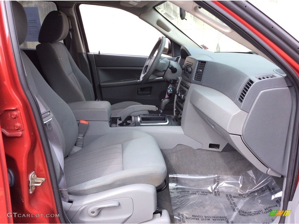 2005 Grand Cherokee Laredo 4x4 - Inferno Red Crystal Pearl / Medium Slate Gray photo #24