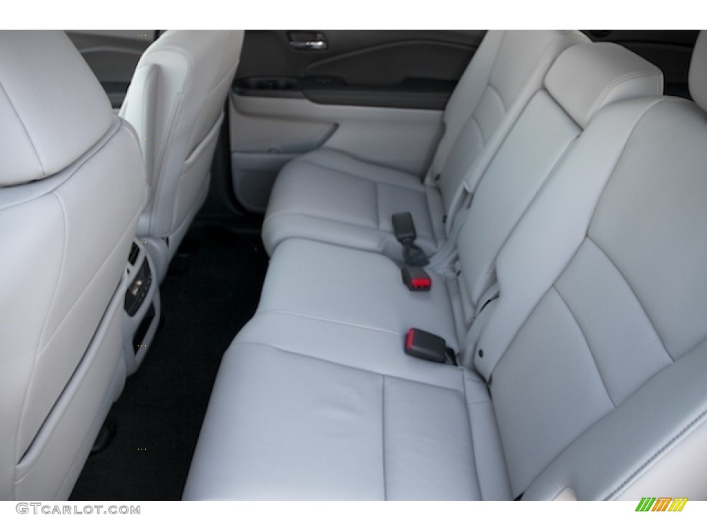 2016 Pilot EX-L - Lunar Silver Metallic / Gray photo #12