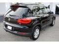 Deep Black Pearl - Tiguan S Photo No. 9