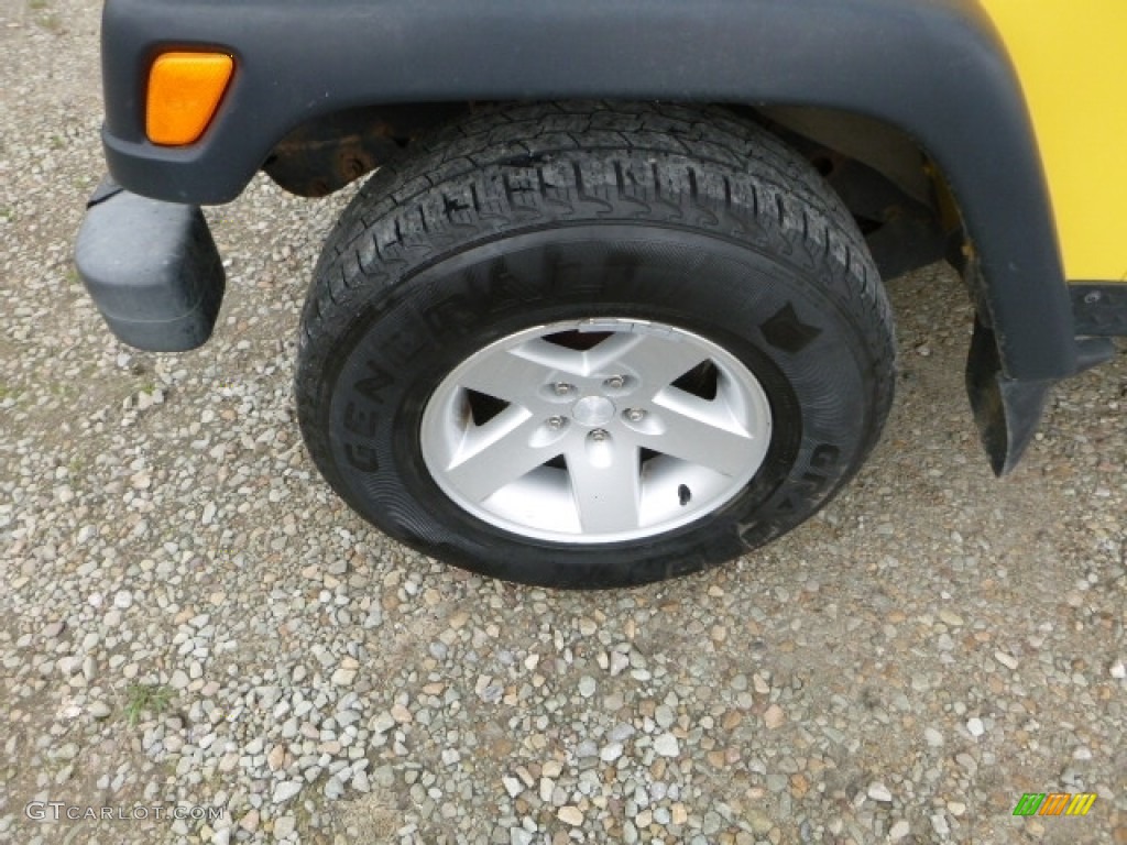 2004 Wrangler Rubicon 4x4 - Solar Yellow / Dark Slate Gray photo #2