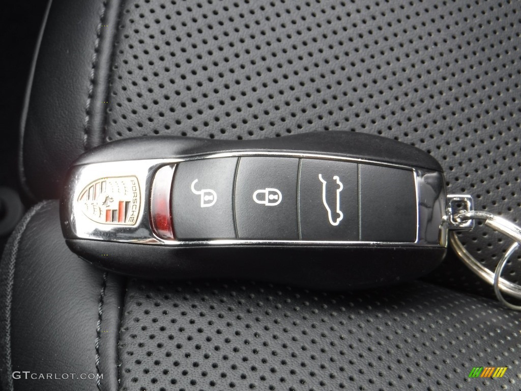 2015 Porsche Macan S Keys Photo #112476017
