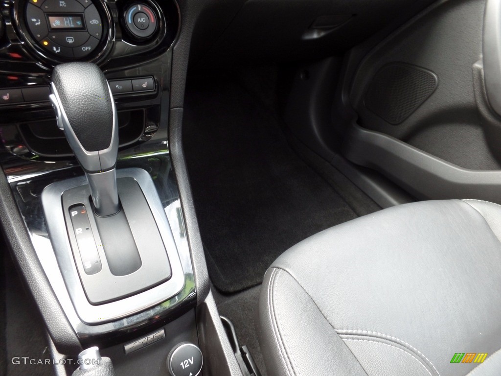 2014 Fiesta Titanium Hatchback - Oxford White / Charcoal Black photo #20