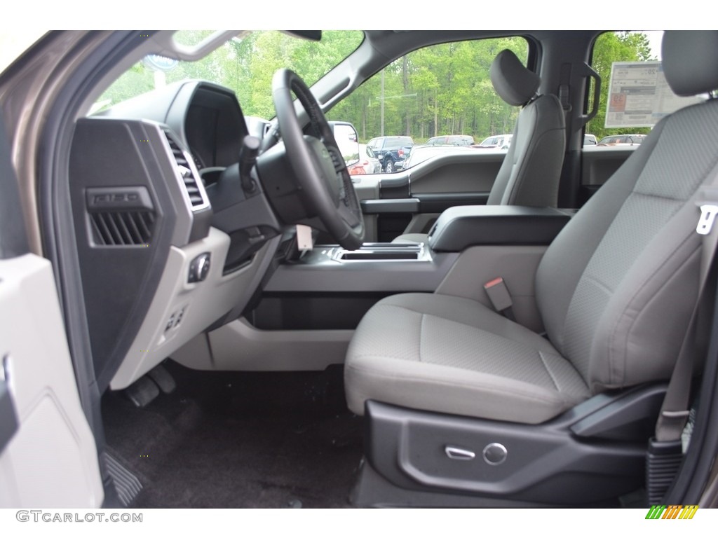 Medium Earth Gray Interior 2016 Ford F150 XLT SuperCrew 4x4 Photo #112478033
