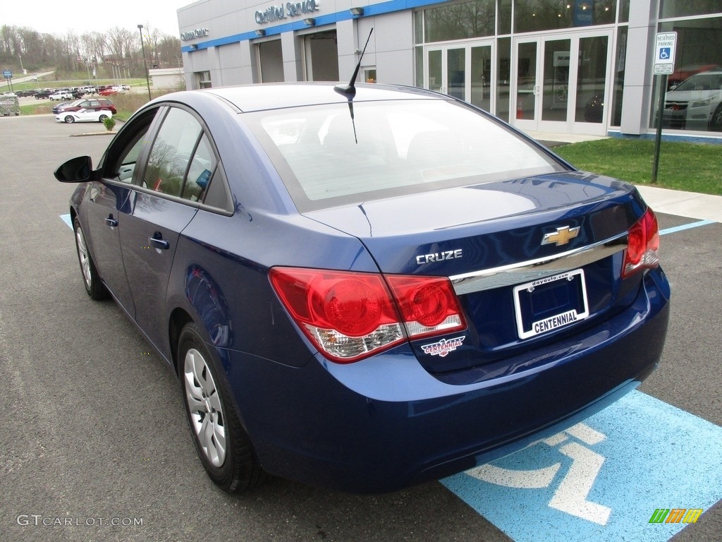 2013 Cruze LS - Atlantis Blue Metallic / Jet Black/Medium Titanium photo #4