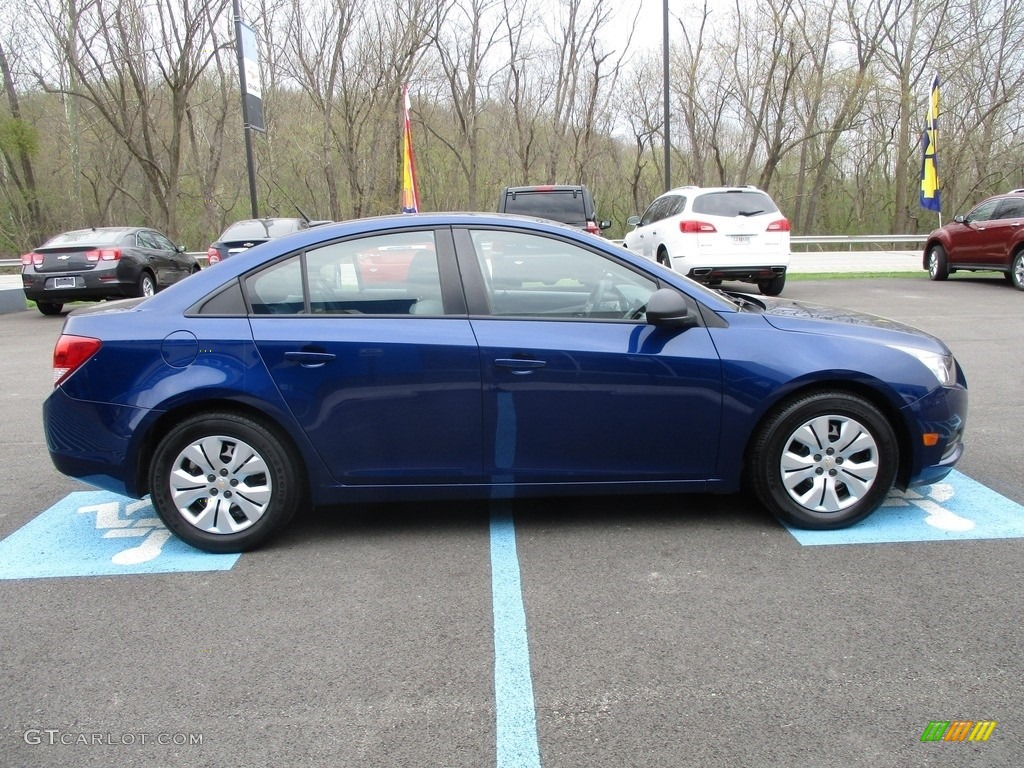 2013 Cruze LS - Atlantis Blue Metallic / Jet Black/Medium Titanium photo #8