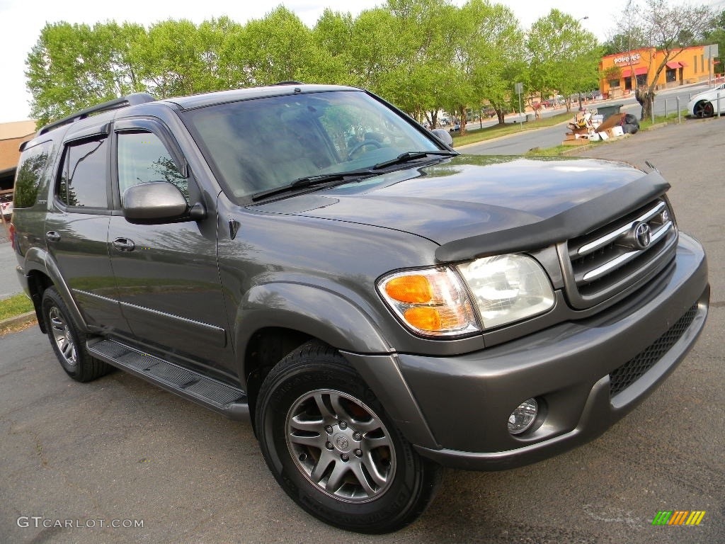 2004 Sequoia Limited 4x4 - Phantom Gray Pearl / Charcoal photo #3
