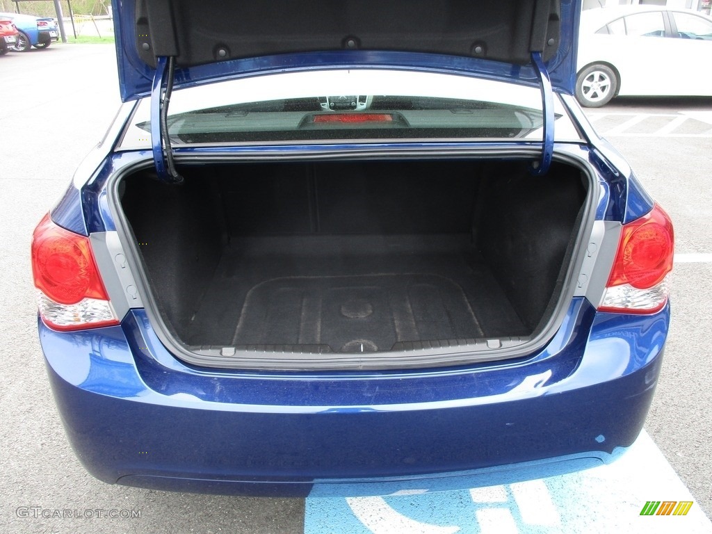 2013 Cruze LS - Atlantis Blue Metallic / Jet Black/Medium Titanium photo #14