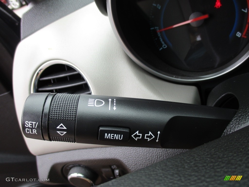 2013 Cruze LS - Atlantis Blue Metallic / Jet Black/Medium Titanium photo #36