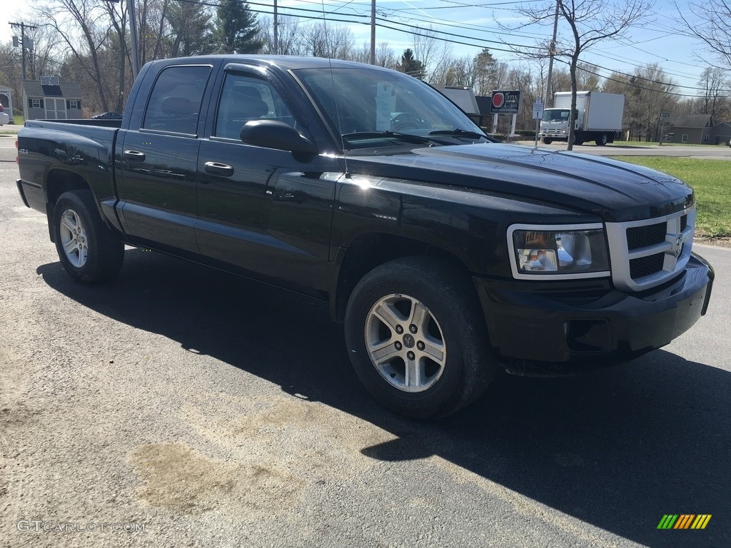 2011 Dakota Big Horn Crew Cab 4x4 - Brilliant Black Crystal Pearl / Dark Slate Gray/Medium Slate Gray photo #3