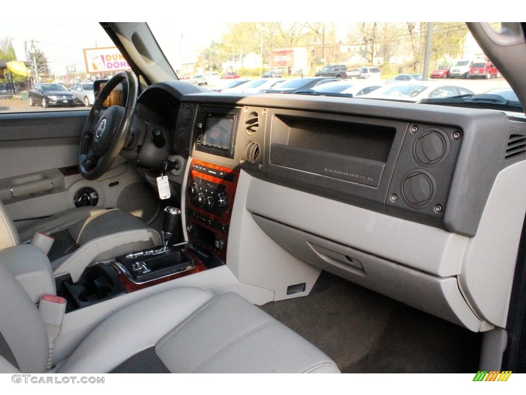 2006 Commander Limited 4x4 - Black / Dark Slate Gray/Light Graystone photo #29