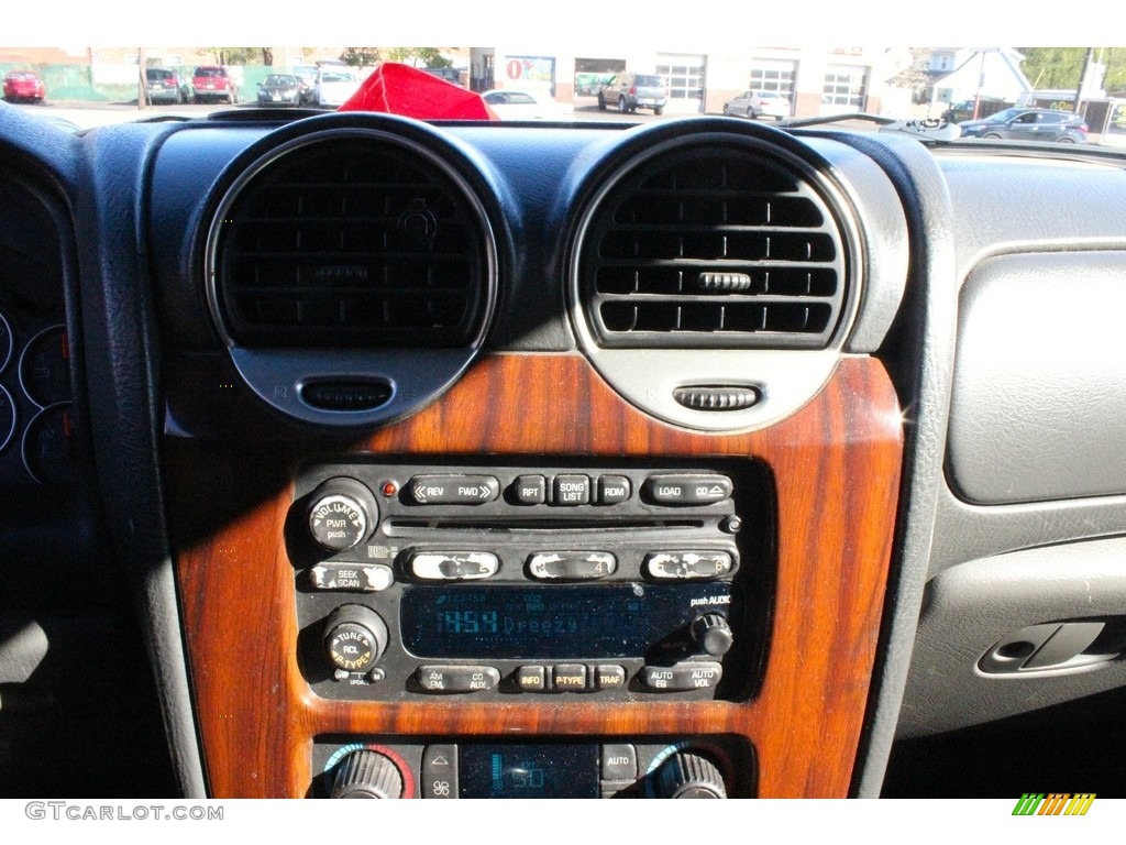 2002 Envoy SLT 4x4 - Magnetic Red Metallic / Dark Pewter photo #19