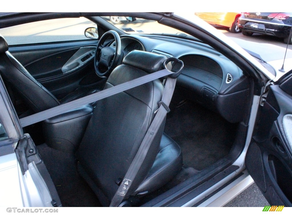 2000 Mustang V6 Convertible - Silver Metallic / Dark Charcoal photo #29